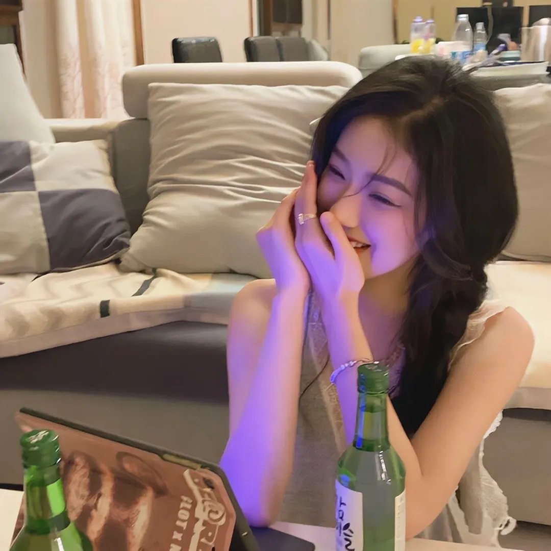 发布会现场直击：制片人拖欠片酬，深夜最新进展